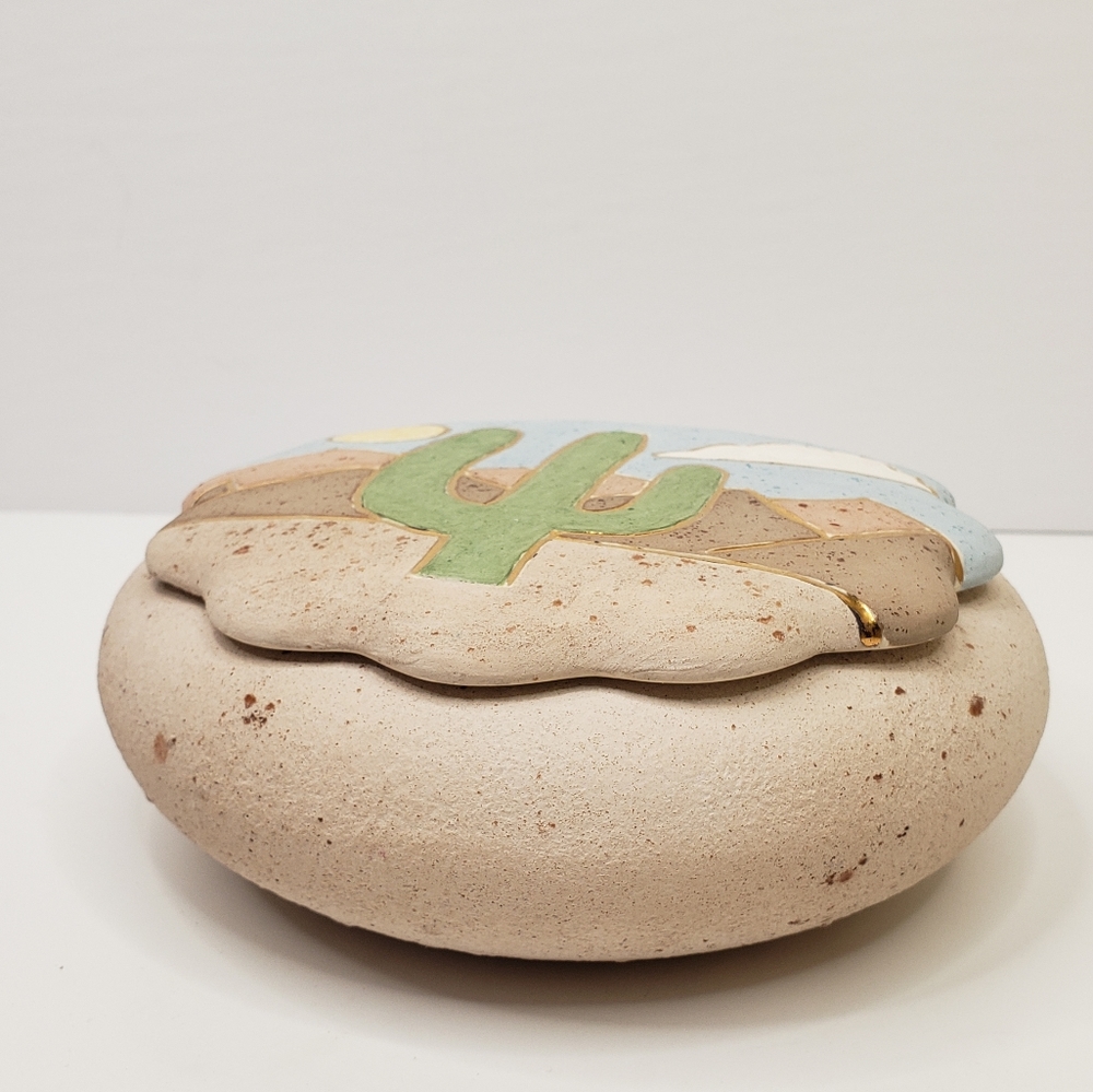 Vintage Cactus Ceramic Bowl With Lid - Picture 7 of 11